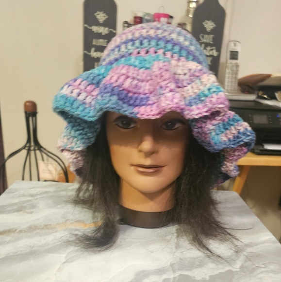 Crochet Bucket Ruffle Hat-Multicolor - Picture 6 of 8